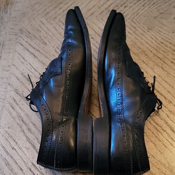 Allen Edmonds lace up dress shoe size 9.5 🖤 - Picture 4 of 8